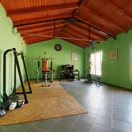 Stunning For 10 People With Large Heated Pool-50m2, Jacuzzi And Gym - By Ta Leut Agency 别墅 *