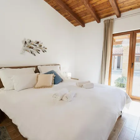 Stunning For 10 People With Large Heated Pool-50m2, Jacuzzi And Gym - By Ta Leut Agency Privlaka (Zadar)