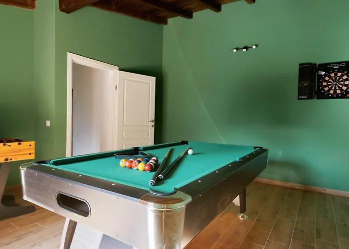 Villa Stunning For 10 People With Large Heated Pool-50m2, Jacuzzi And Gym - By Ta Leut Agency